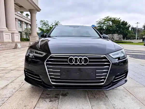 Audi A4L 2017