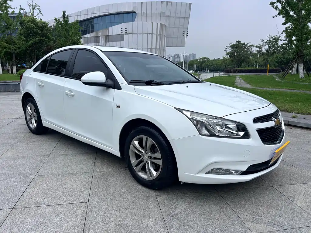 Chevrolet Cruze 2015 — фото 8