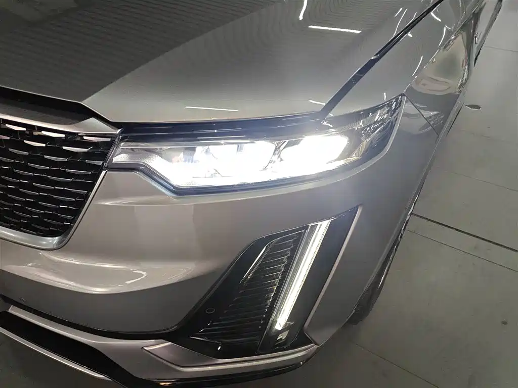 Cadillac XT6 2026 — фото 18