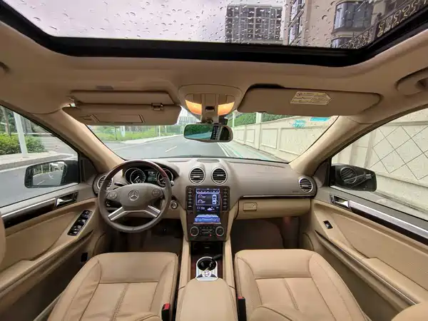 Mercedes-Benz GL-Class 2011