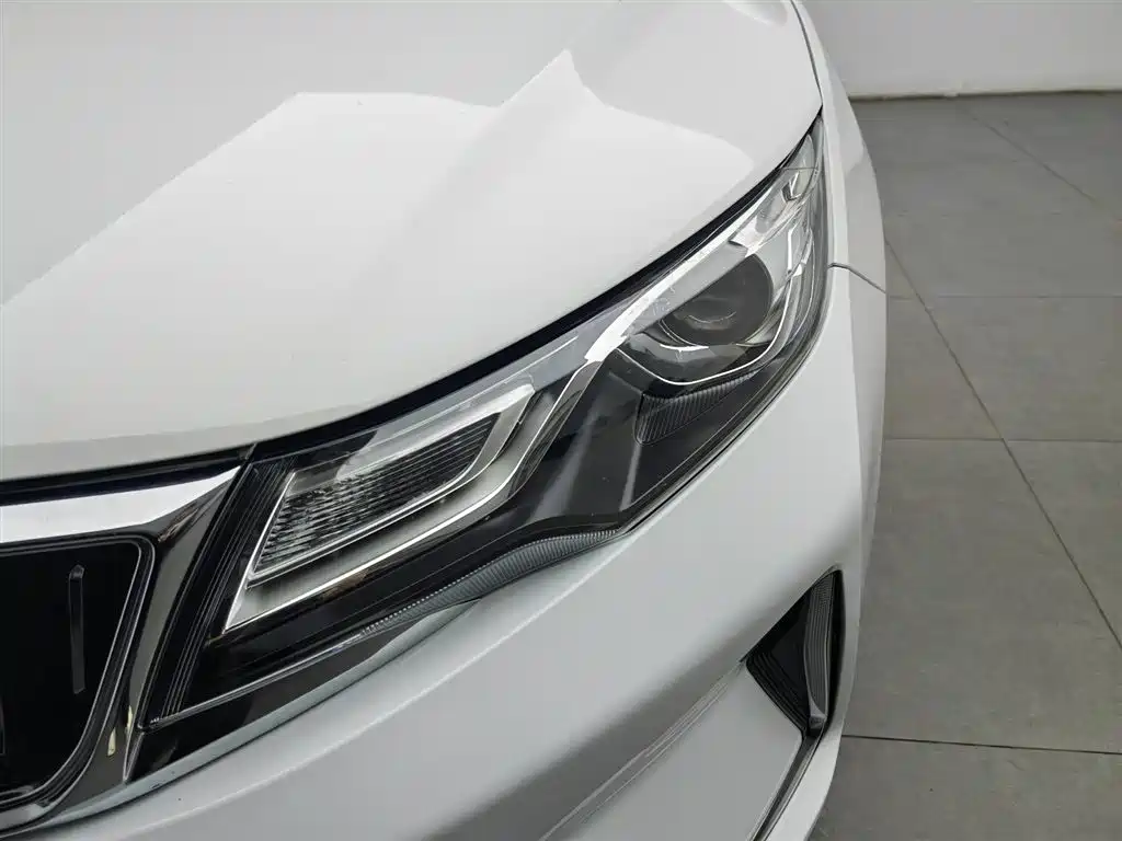 Geely Emgrand GL 2021