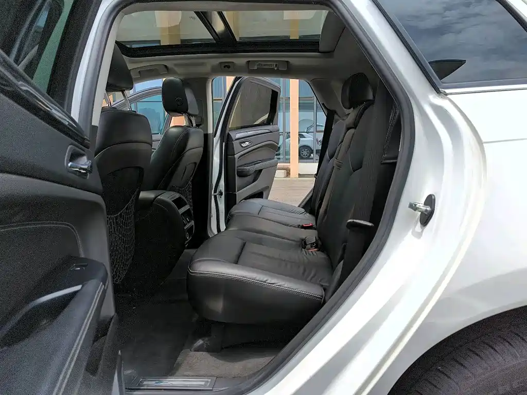 Cadillac SRX 2013