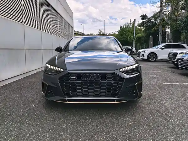 Audi A4L 2024
