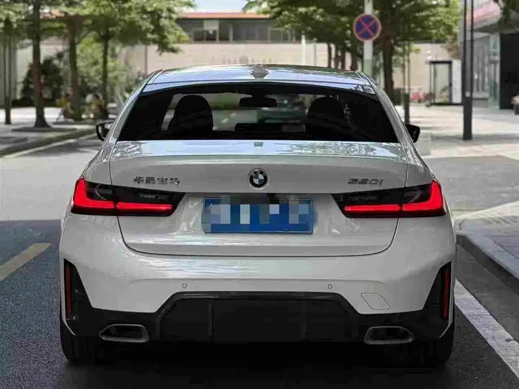 BMW 3 Series 2024
