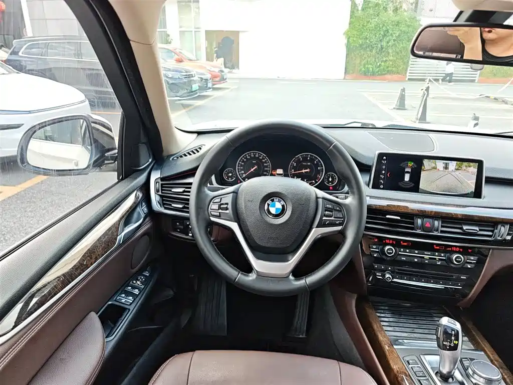 BMW X5 2018 — фото 18