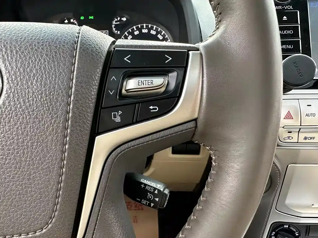 Toyota Prado 2018 — фото 11