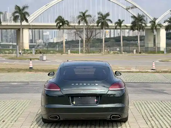 Porsche Panamera 2010