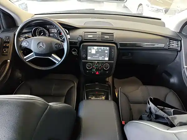Mercedes-Benz R-Class 2017