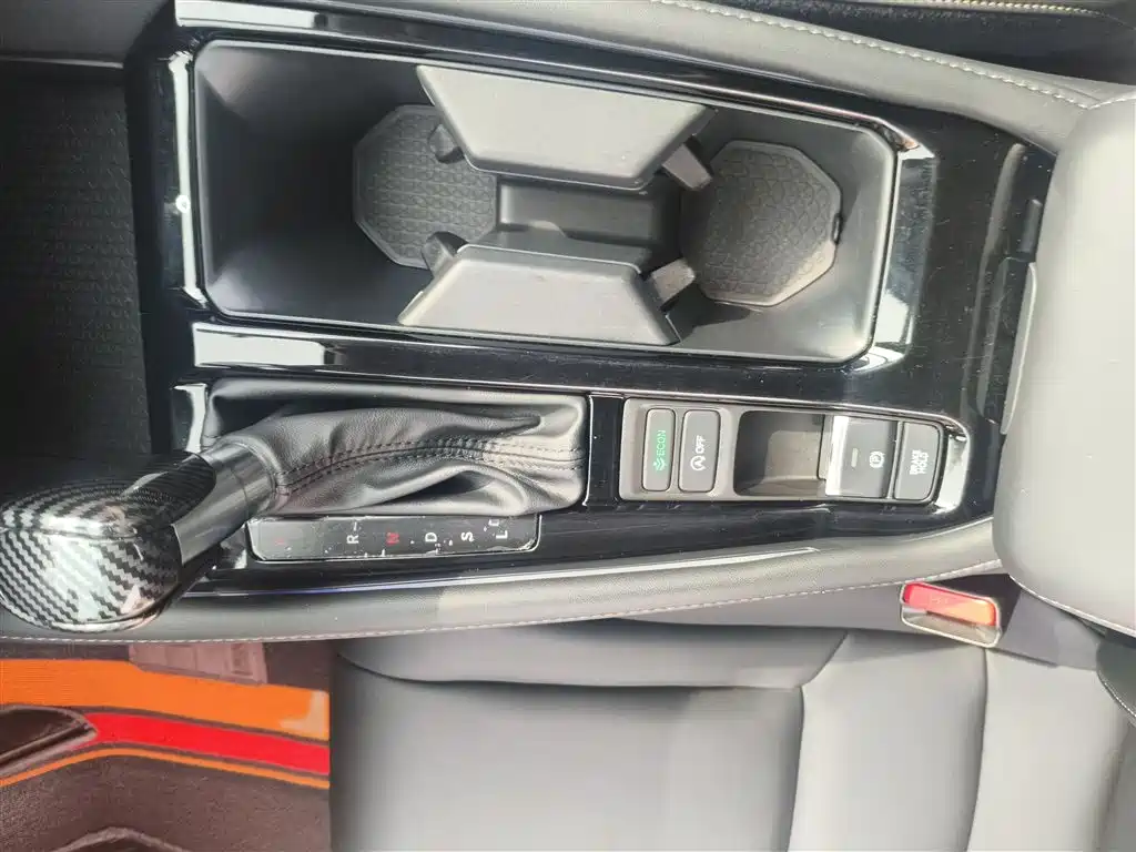 Honda Accord 2024 — фото 12