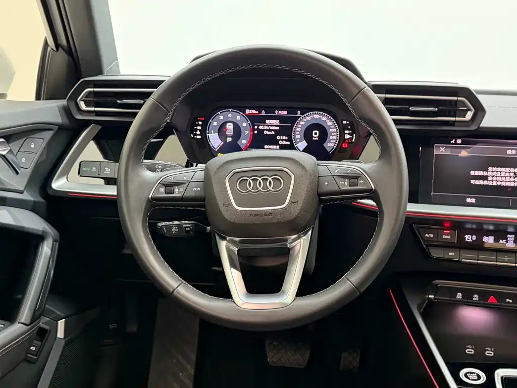 Audi A3 2025 — фото 14