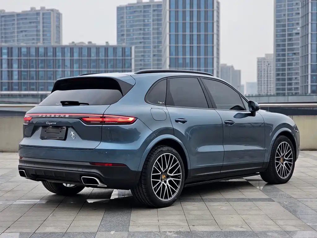 Porsche Cayenne 2019 — фото 5