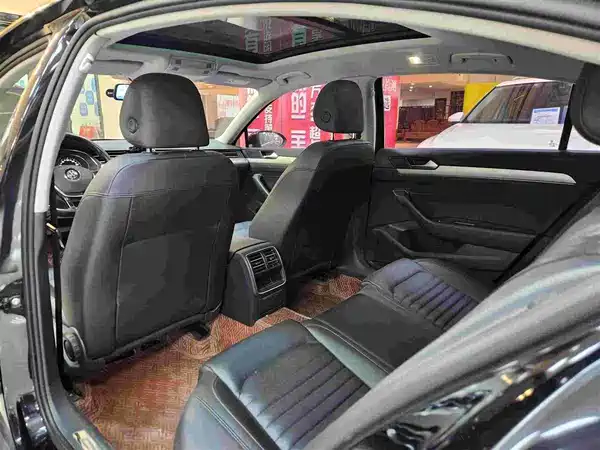 Volkswagen Magotan 2016