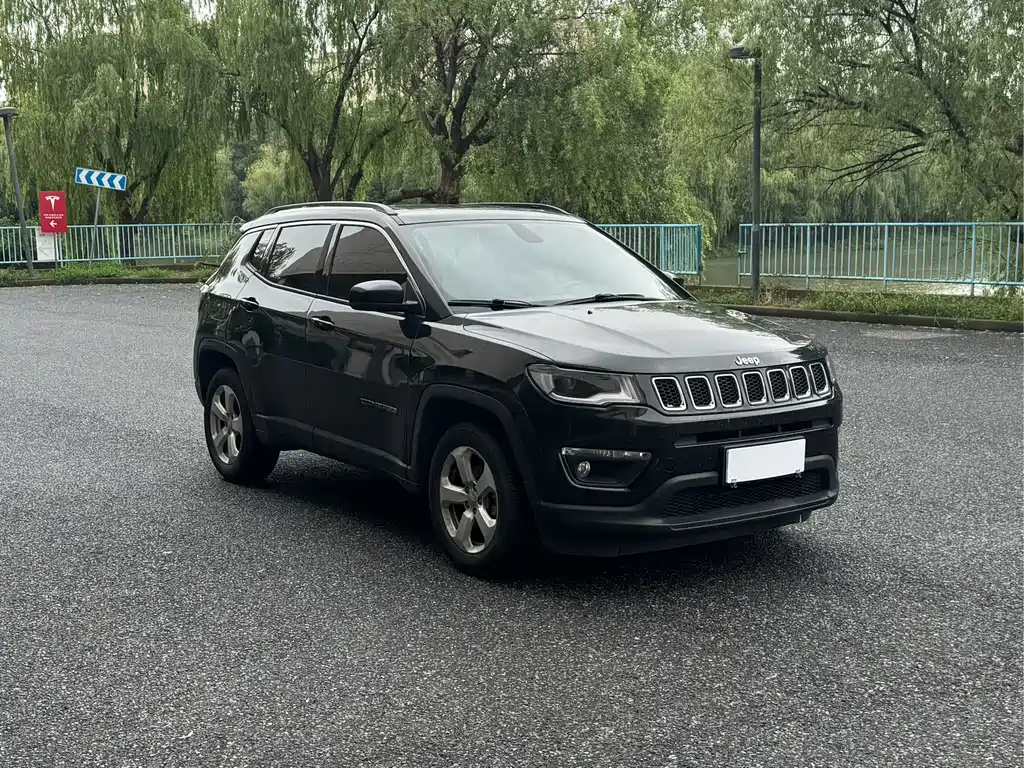 Jeep Compass 2020 — фото 3