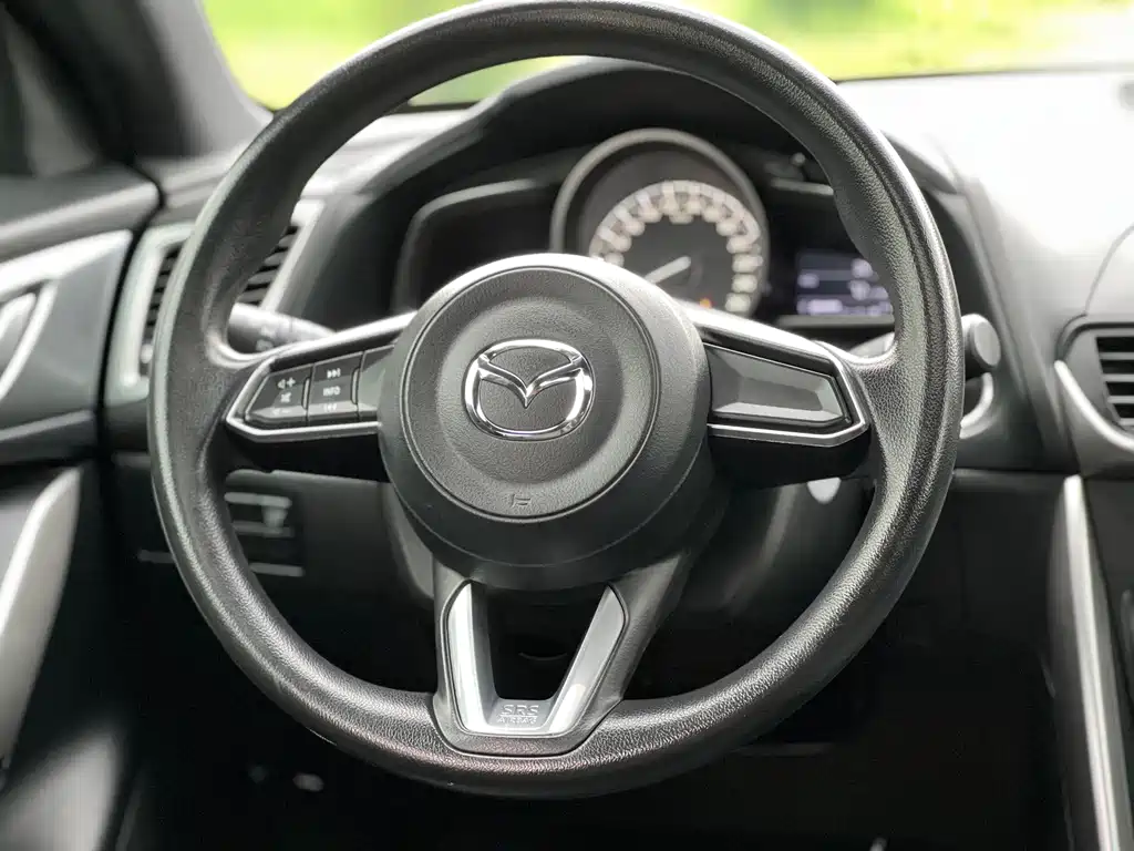 Mazda CX-4 2018 — фото 18