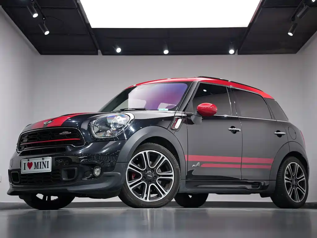 MINI JCW COUNTRYMAN 2016 — фото 1