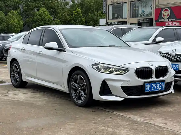 BMW 1 Series 2023