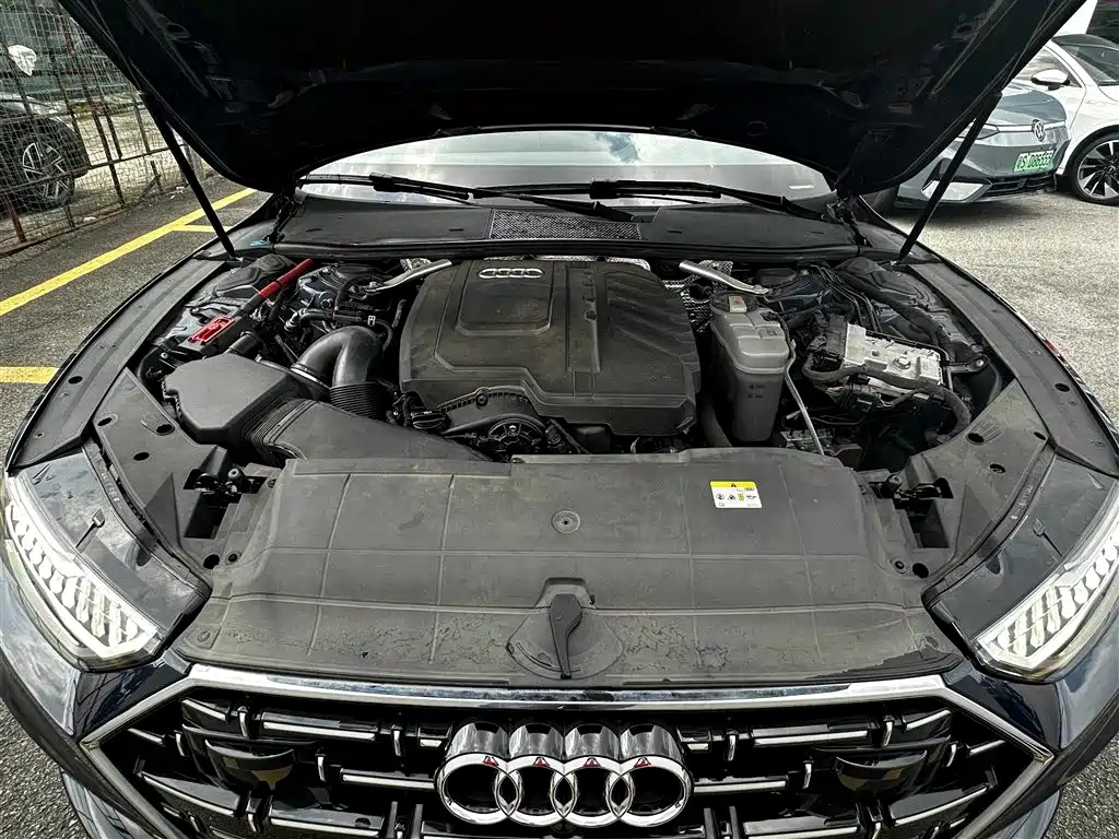 Audi A7L 2023 — фото 9