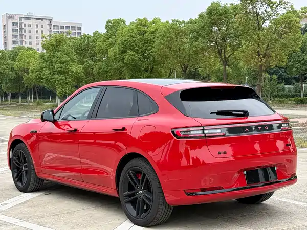 AITO M5 2025