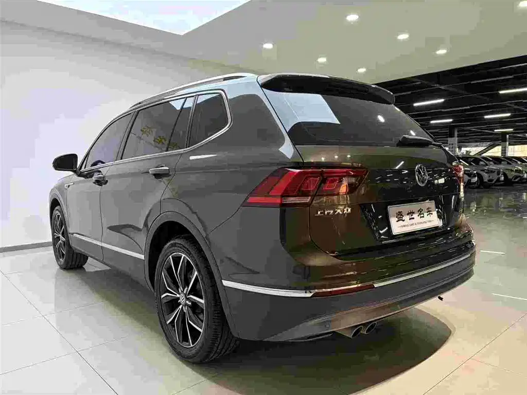 Volkswagen Tiguan L 2019 — фото 14