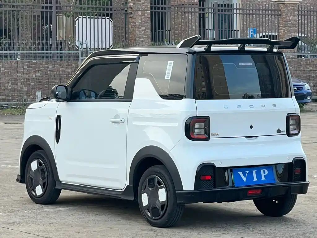 Geely Galaxy Panda 2025 — фото 11