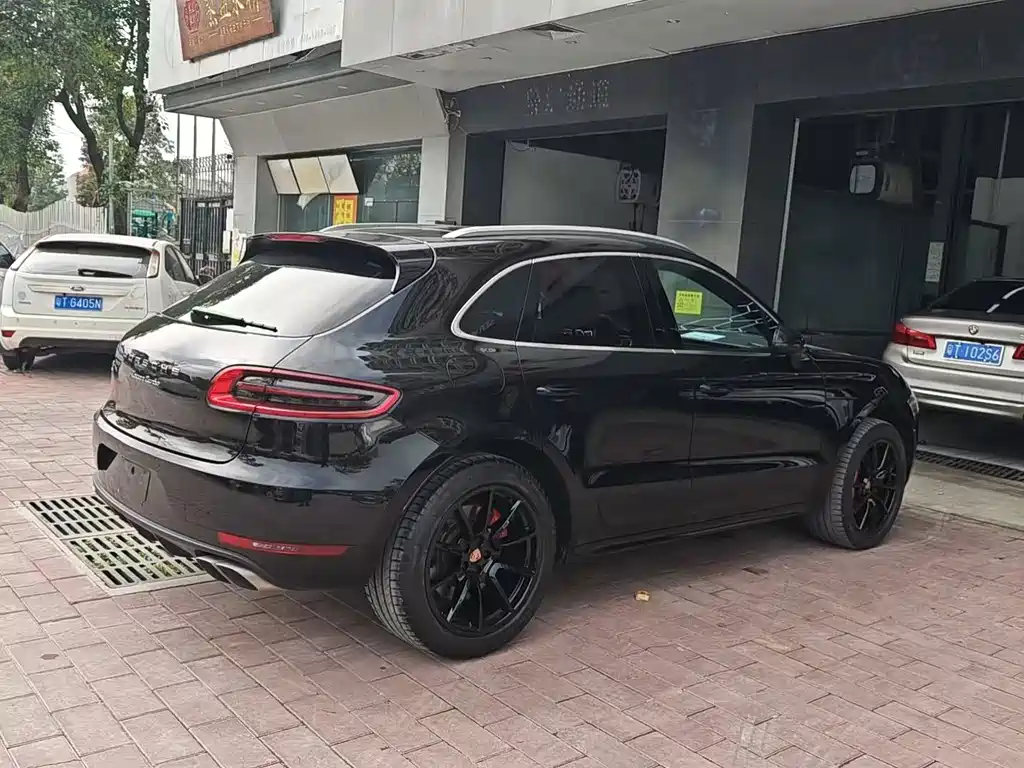 Porsche Macan 2015 — фото 4