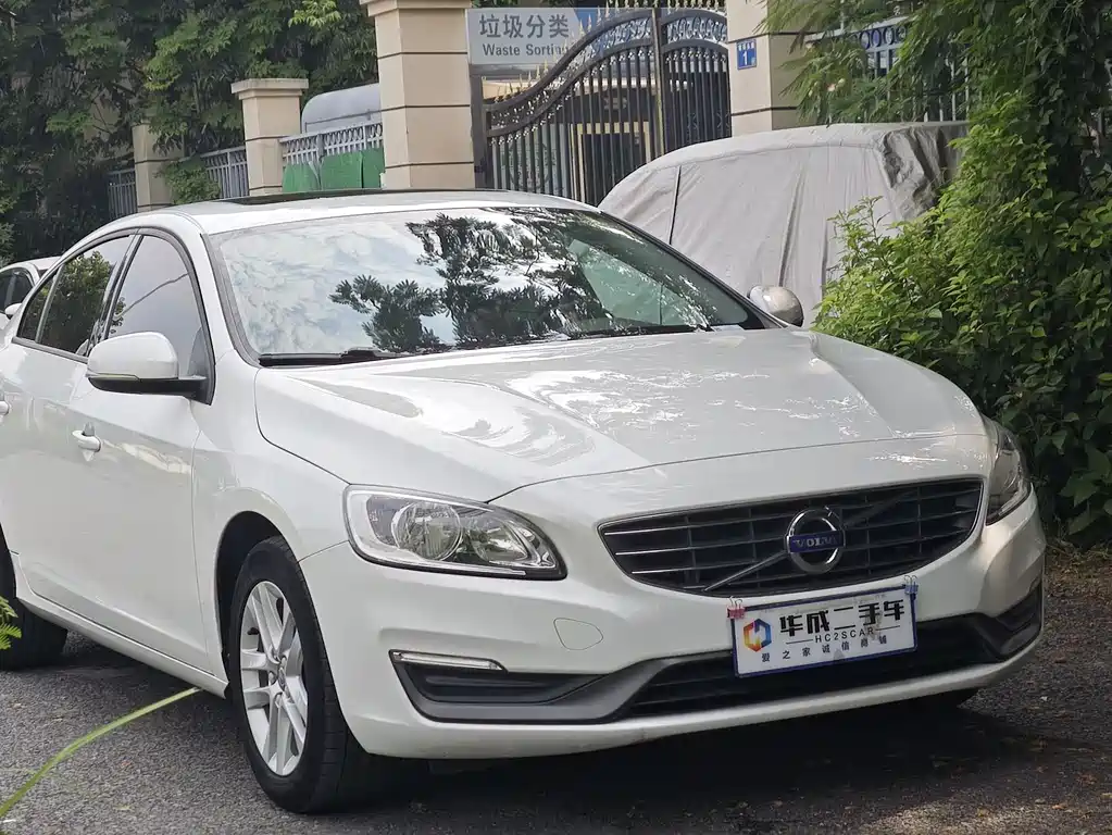 Volvo S60 2016 — фото 6