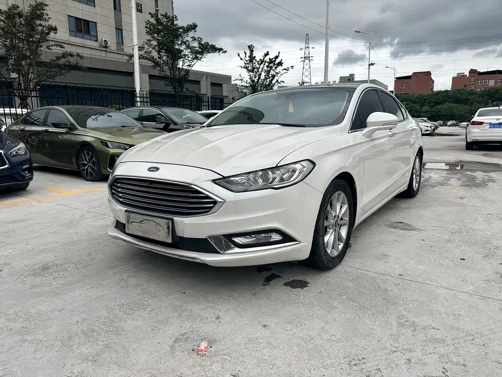 Ford Mondeo 2017 — фото 1