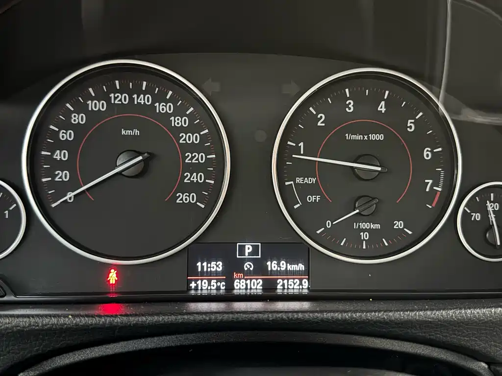 BMW 3 Series 2016