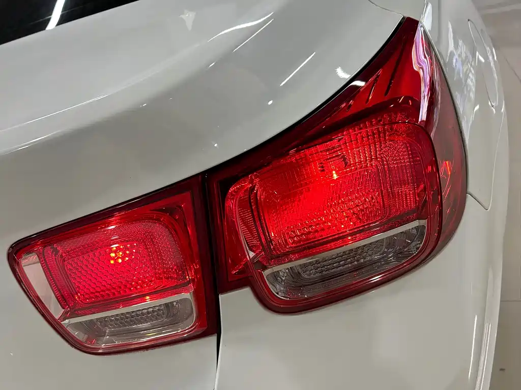 Chevrolet Malibu 2014 — фото 13