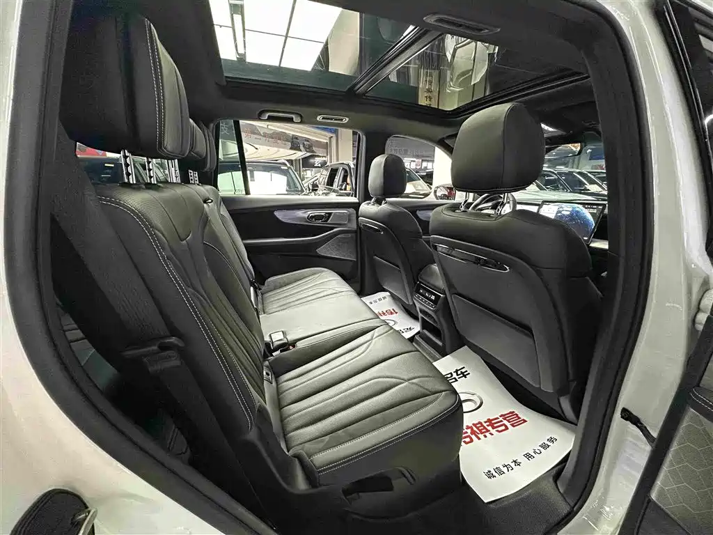 GAC Motor Trumpchi ES9 2025 — фото 35