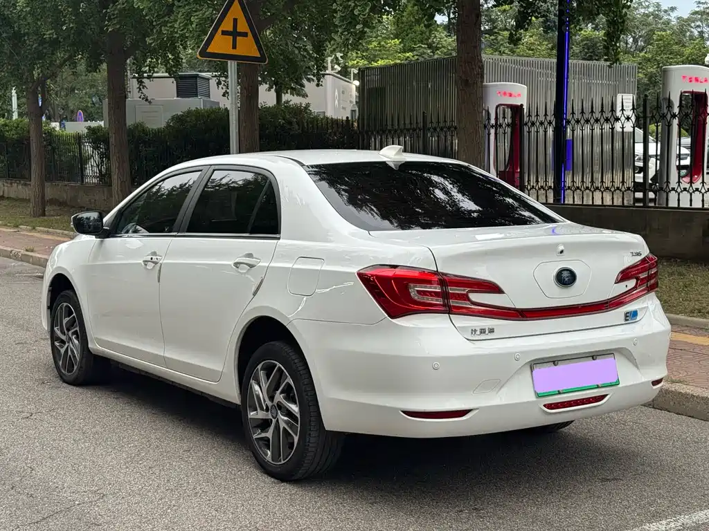 BYD Qin NEV 2019 — фото 28