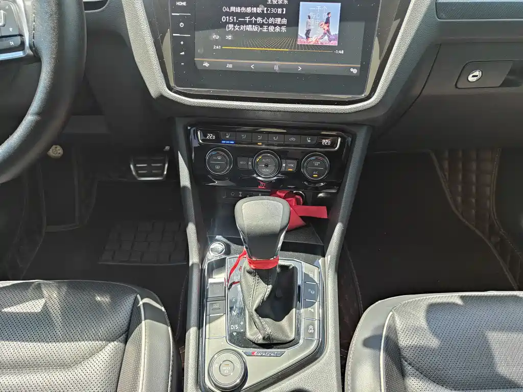 Volkswagen Tiguan L 2019 — фото 12