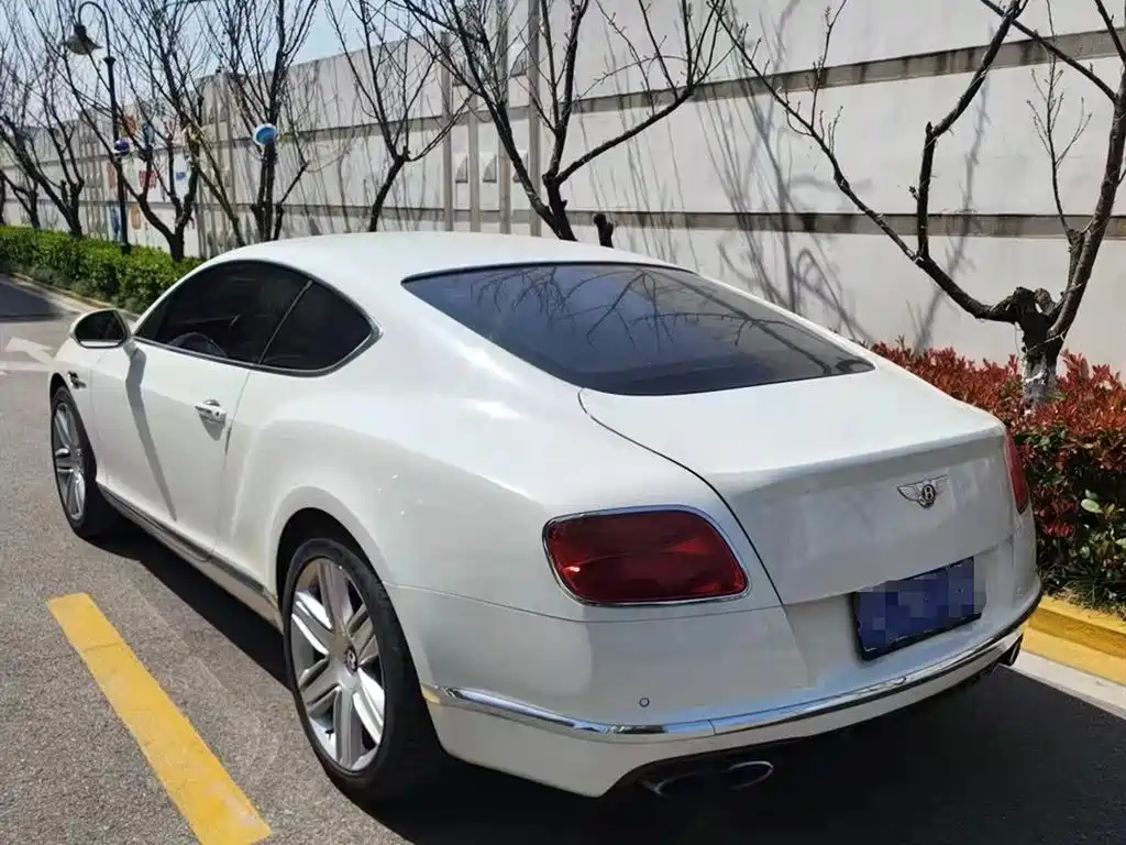 Bentley Continental 2018 — фото 2