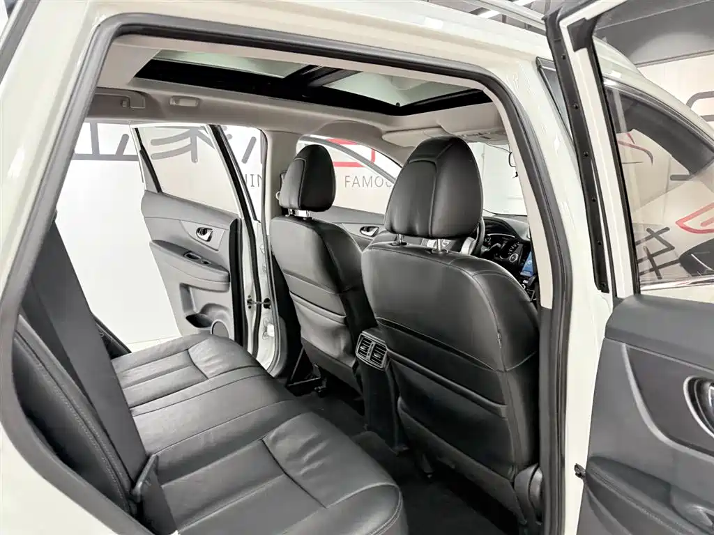 Nissan X-Trail 2016 — фото 15