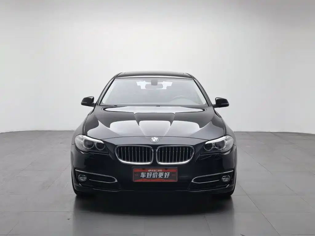 BMW 5 Series 2015 — фото 3