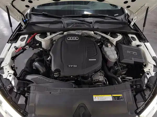 Audi A4L 2019