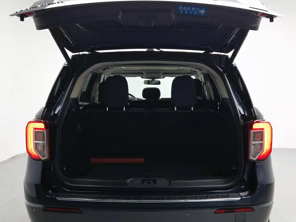 Ford Explorer 2020 — фото 16