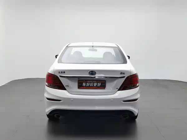 BYD Surui 2015
