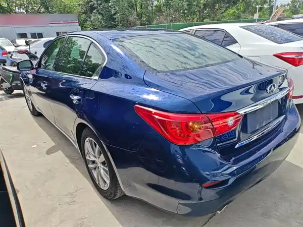 Infiniti Q50L 2016