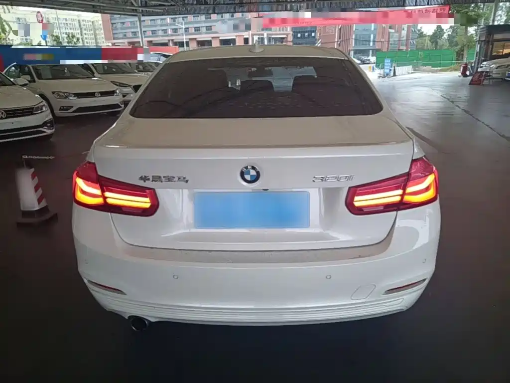 BMW 3 Series 2015 — фото 6