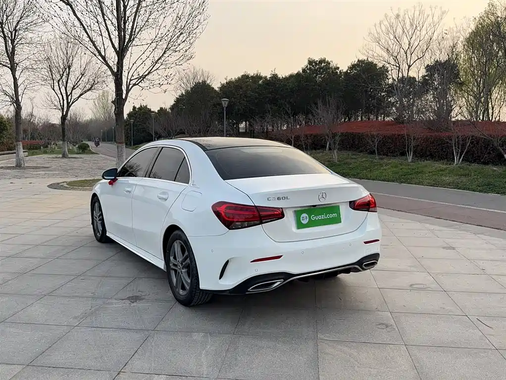 Mercedes-Benz A-Class 2021 — фото 24