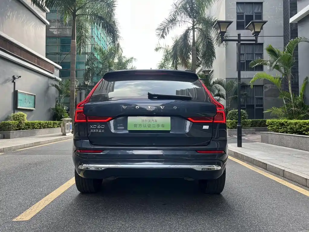 Volvo XC60 PHEV 2024 — фото 12