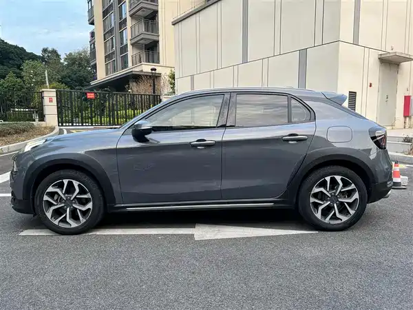 Lynk & Co 02 2019