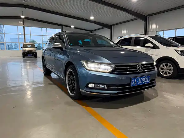 Volkswagen Viloran 2018