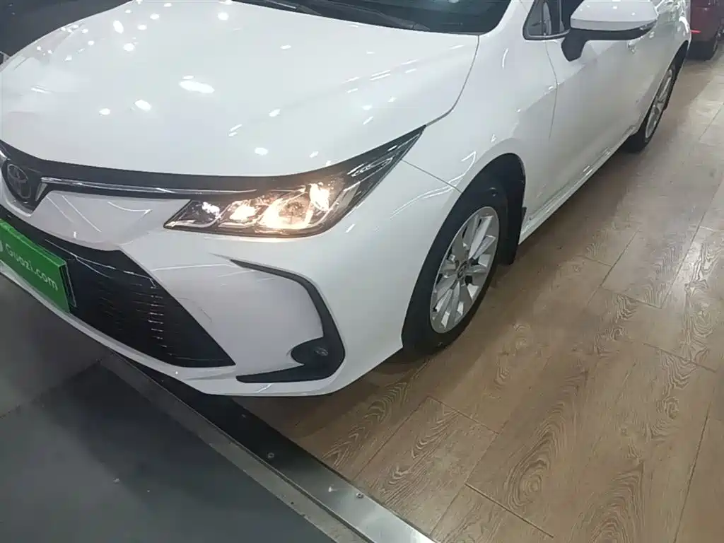 Toyota Corolla 2022 — фото 24