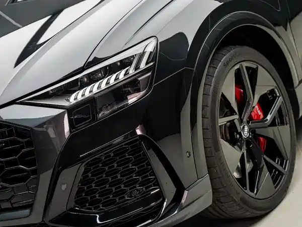Audi RS Q8 2024