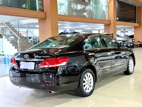 Toyota Camry 2015