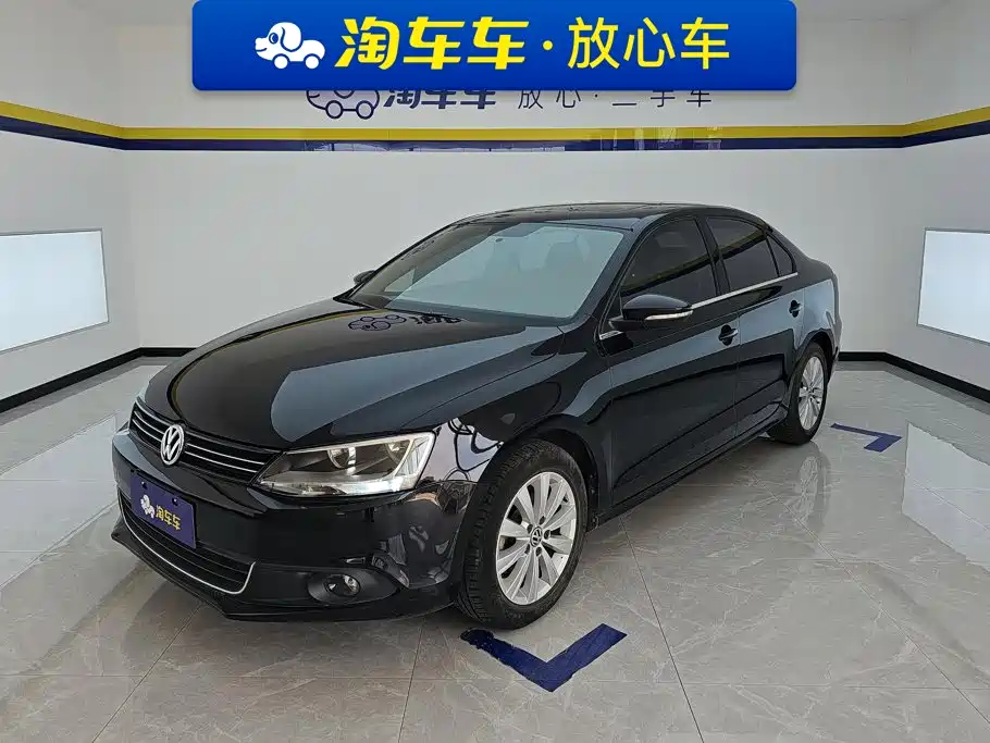 Volkswagen Sagitar 2015