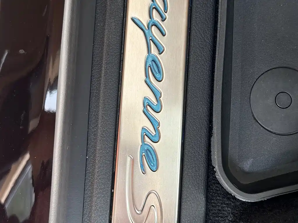 Porsche Cayenne Hybrid 2018 — фото 12