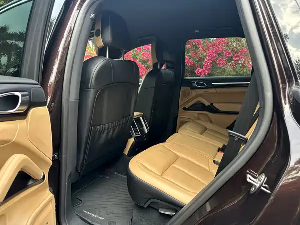 Porsche Cayenne New Energy 2016